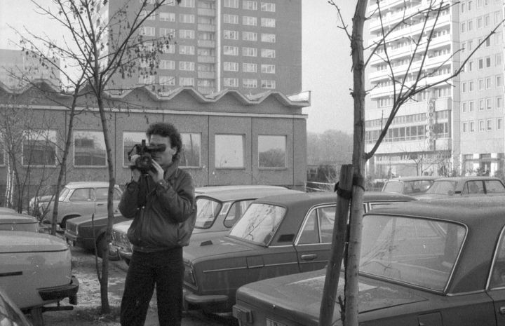 Filmstill: Übergang